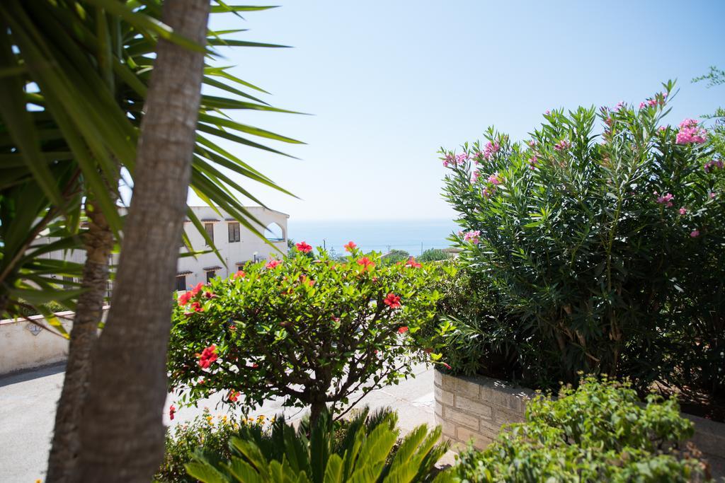 شاكا Residence Capo San Marco & Renella المظهر الخارجي الصورة