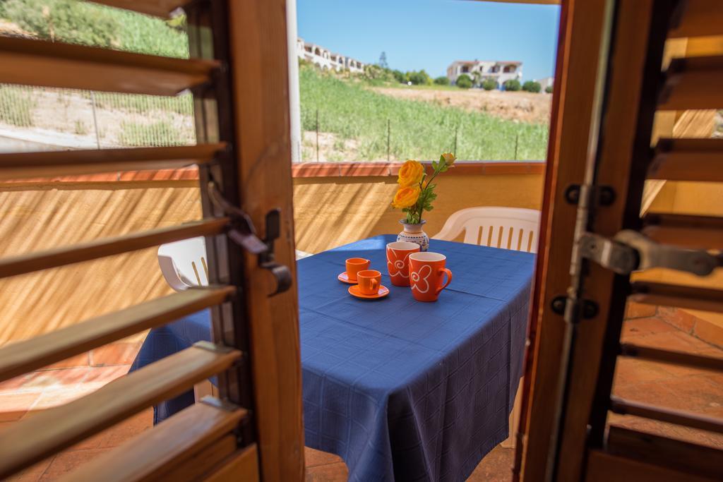 شاكا Residence Capo San Marco & Renella المظهر الخارجي الصورة
